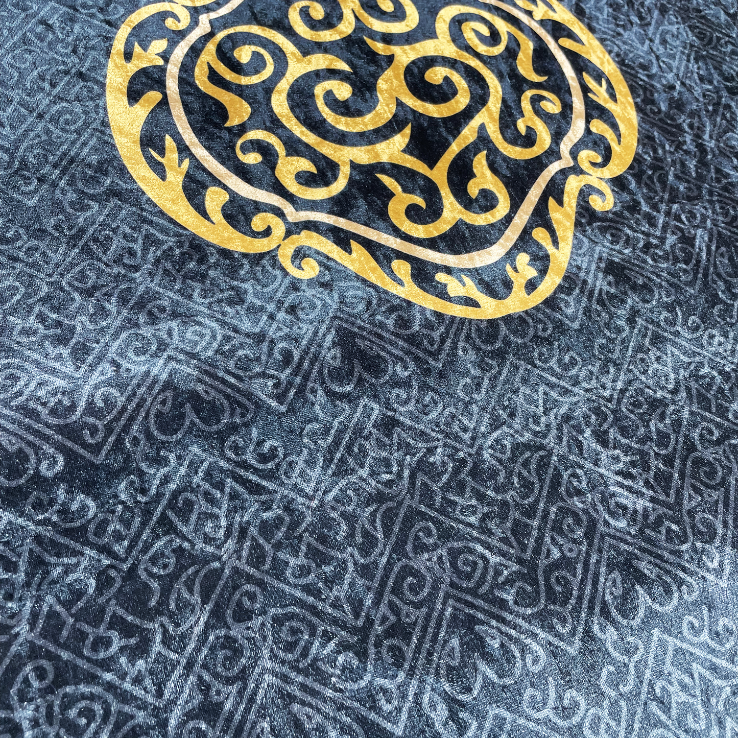 Black Crushed Velvet Prayer Mat - Kaaba inspired - 110cm x 70cm